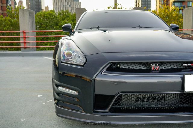 Used 2014 Nissan GT-R Premium w/ Premium Interior Package AWD/4WD image 57