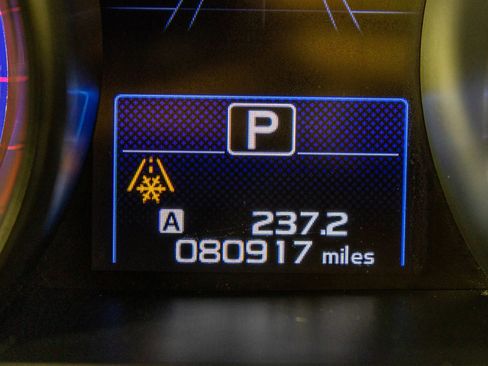 Used 2017 Subaru Outback 2.5i Premium image 37