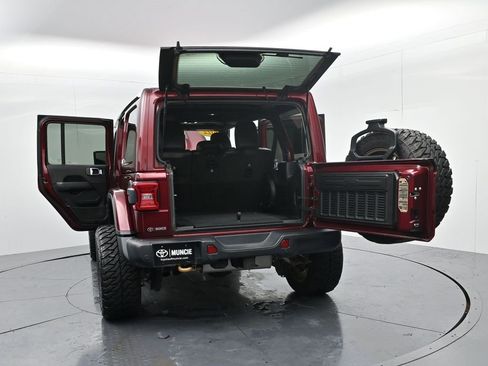 Used 2022 Jeep Wrangler Unlimited Rubicon w/ Trailer Tow Package image 74