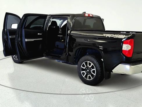 Used 2020 Toyota Tundra SR5 w/ TRD Off-Road Package AWD/4WD image 10
