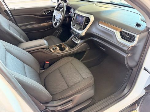 Used 2023 GMC Acadia SLE w/ Driver Convenience Package FWD image 27
