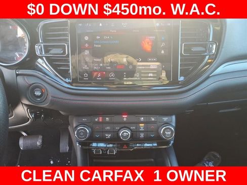 Used 2024 Dodge Durango GT image 16
