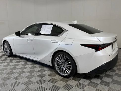 Used 2024 Lexus IS 300 w/ Premium Package RWD image 4