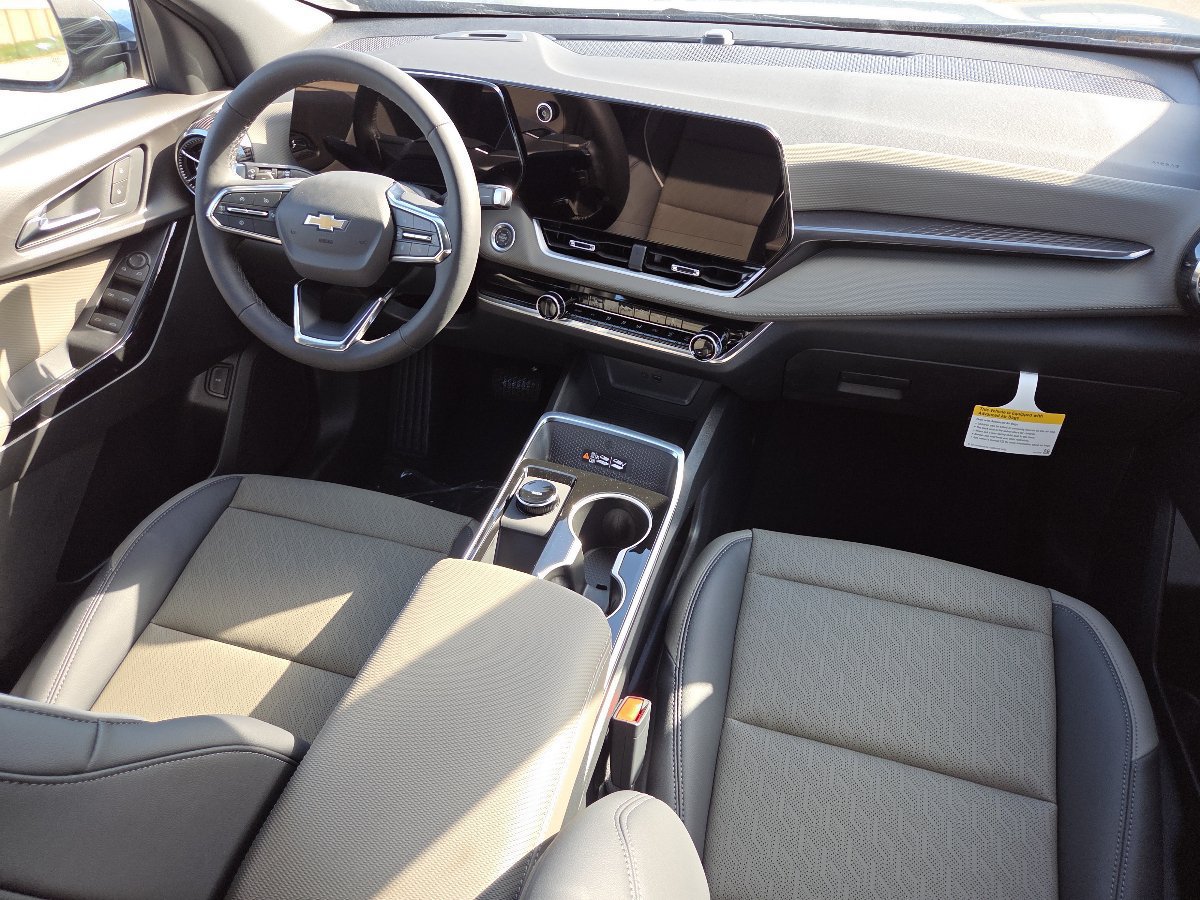 New 2027 Chevrolet Equinox LT w/ Convenience Package II FWD image 27