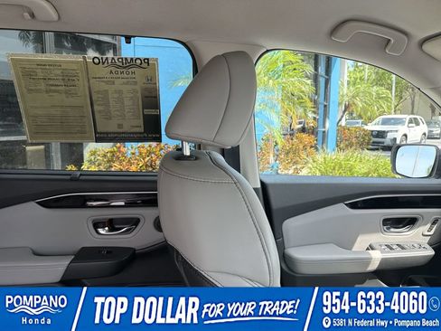 Used 2023 Honda Pilot EX-L image 19