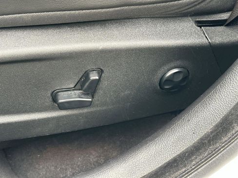 Used 2018 Dodge Charger R/T image 23