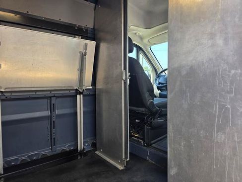 Used 2019 RAM ProMaster 2500 FWD image 21