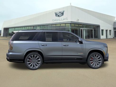 New 2026 Cadillac Escalade V image 5