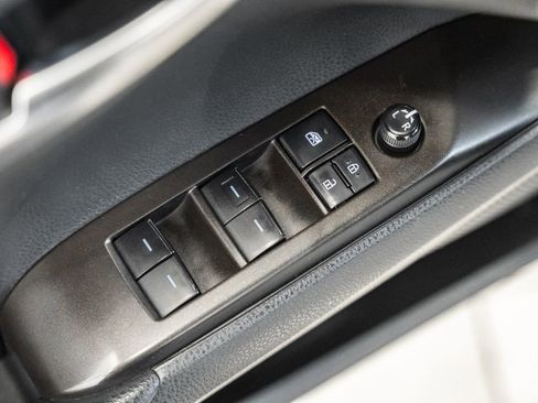 Used 2021 Toyota Camry LE image 30