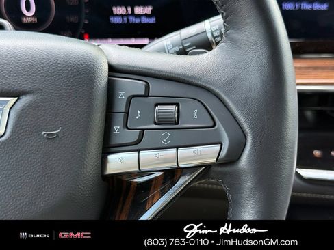 Used 2024 Cadillac Escalade Premium Luxury RWD image 29