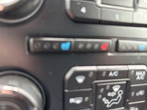 Used 2017 Ford Expedition EL Platinum RWD image 39