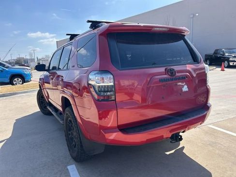 Used 2021 Toyota 4Runner SR5 image 4
