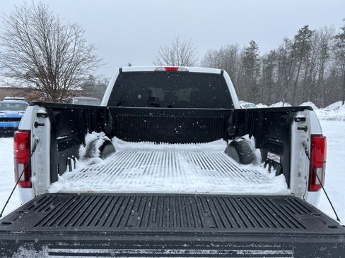 Used 2020 Ford F150 Lariat image 9