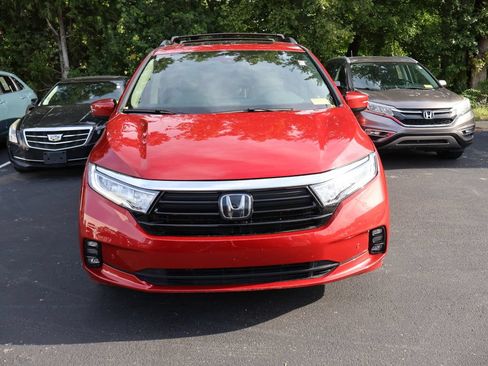 Used 2022 Honda Odyssey Elite image 2