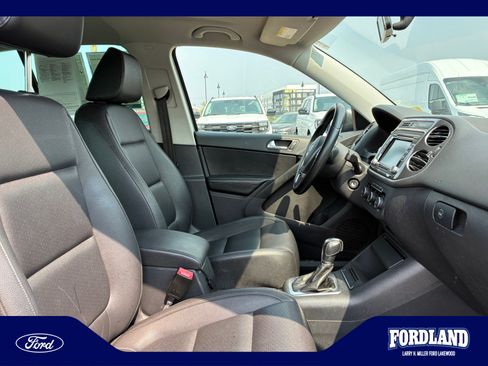 Used 2012 Volkswagen Tiguan S AWD/4WD image 19