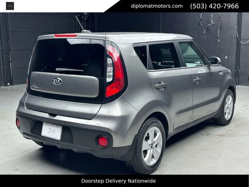 Used 2017 Kia Soul image 5