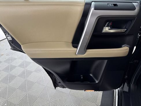 Used 2019 Toyota 4Runner Limited AWD/4WD image 12