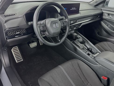Certified 2023 Honda Accord Sport image 9