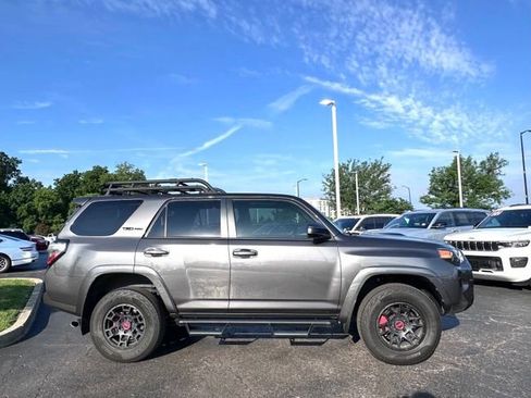 Used 2022 Toyota 4Runner TRD Pro AWD/4WD image 10