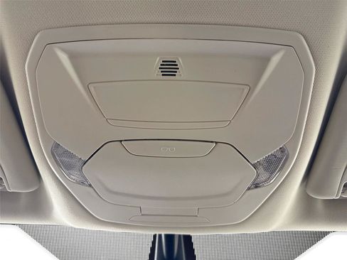 Used 2019 Ford Escape Titanium FWD image 6