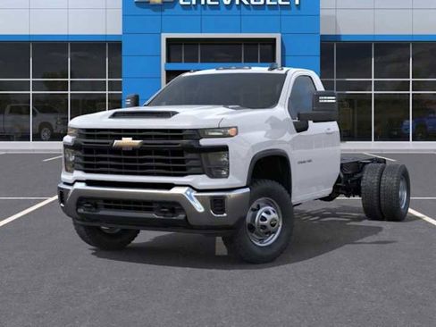 New 2025 Chevrolet Silverado 3500 W/T w/ WT Convenience Package image 31