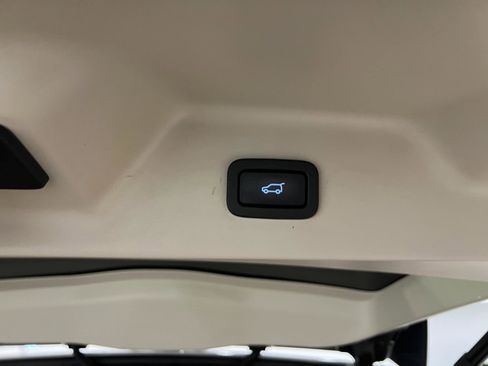 Used 2019 Land Rover Range Rover Supercharged AWD/4WD image 36