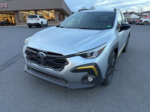 Certified 2025 Subaru Crosstrek 2.5i Sport w/ Crosstrek Mirror Package image 1