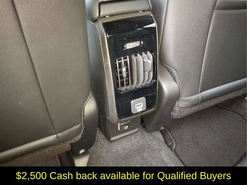 New 2026 Jeep Compass Latitude image 11