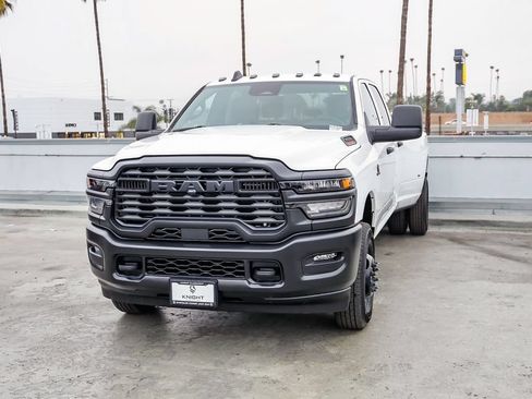 New 2026 RAM 3500 Tradesman AWD/4WD image 4