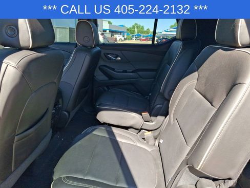 Used 2023 Chevrolet Traverse Premier AWD/4WD image 20