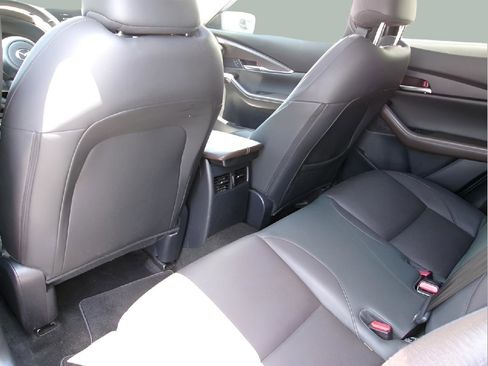 Used 2023 MAZDA CX-30 AWD 2.5 S w/ Premium Package image 10