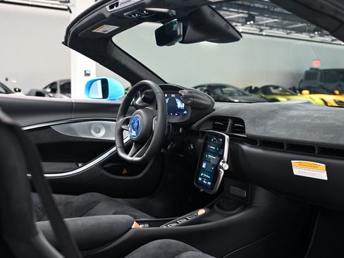 New 2026 McLaren Artura Spider RWD image 19