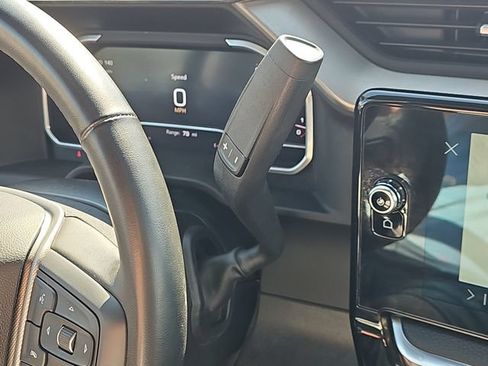 Used 2024 GMC Sierra 3500 Denali w/ Denali Reserve Package AWD/4WD image 15