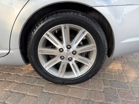 Used 2007 Toyota Avalon Limited FWD image 35