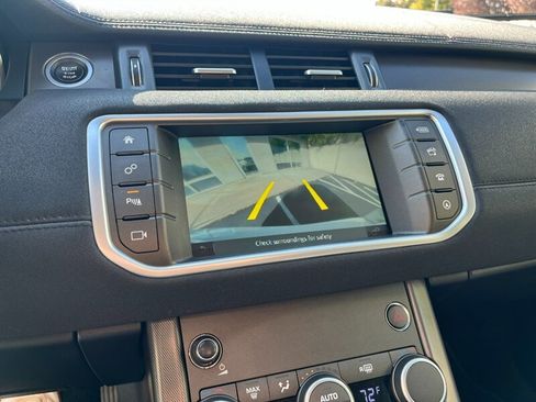 Used 2018 Land Rover Range Rover Evoque SE image 35