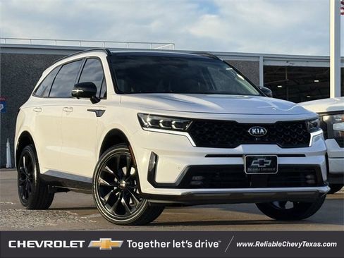 Used 2021 Kia Sorento SX image 2
