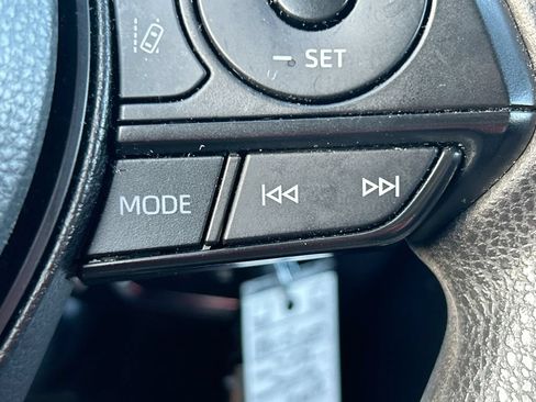 Used 2024 Toyota RAV4 LE AWD/4WD image 16