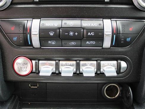 Used 2021 Ford Mustang Premium image 27