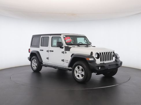 Used 2021 Jeep Wrangler Unlimited Sport image 32