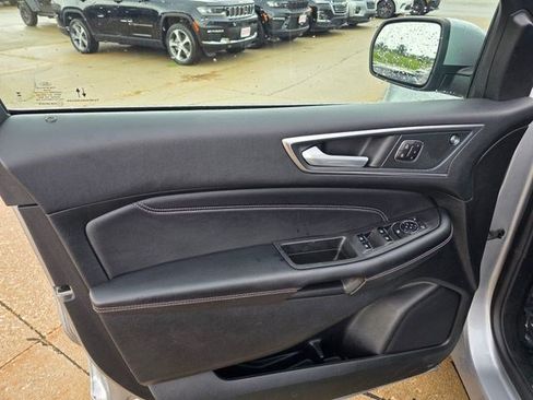 Used 2024 Ford Edge Titanium AWD/4WD image 20