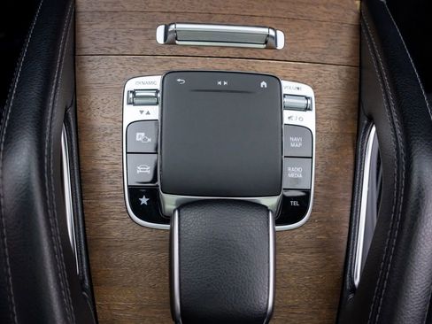 Used 2020 Mercedes-Benz GLS 580 4MATIC image 24