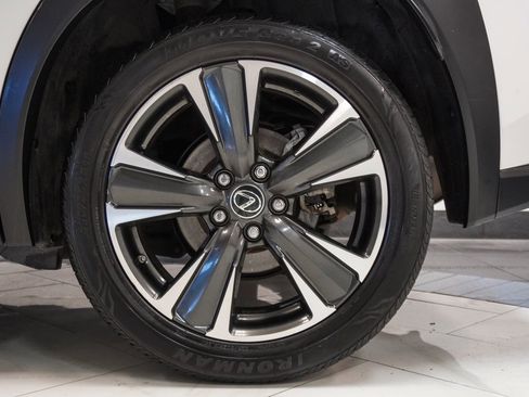 Used 2020 Lexus UX 200 image 34