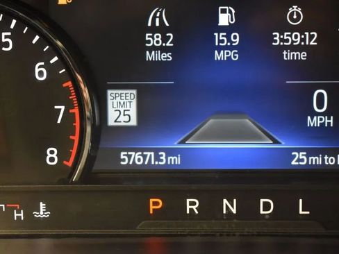 Used 2023 Ford Explorer Limited image 28