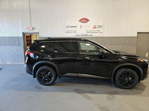 Certified 2023 Nissan Rogue SV w/ SV Premium B Package image 2