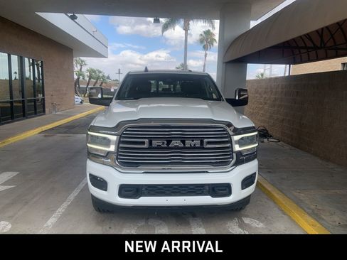 Used 2024 RAM 2500 Laramie w/ Safety Group AWD/4WD image 2