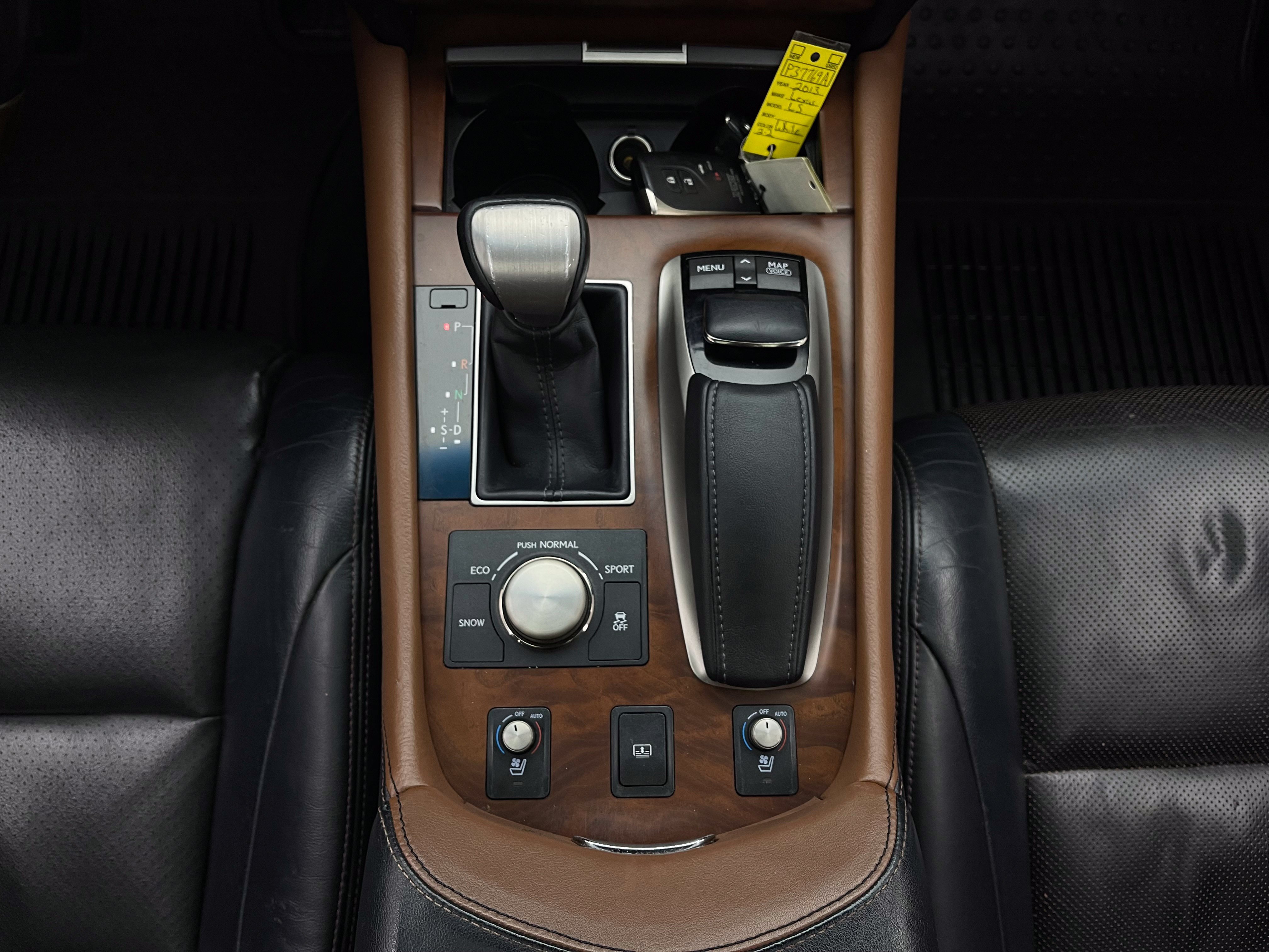Used 2013 Lexus LS 460 AWD w/ Comfort Pkg image 41