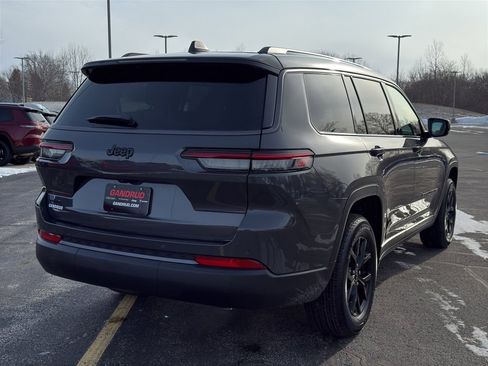 New 2026 Jeep Grand Cherokee L 4WD image 5