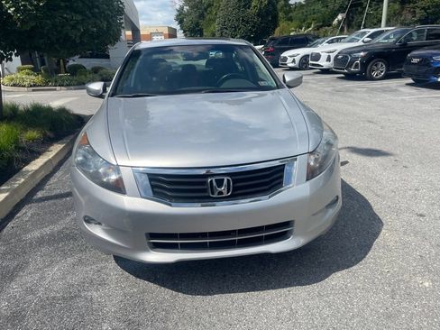 Used 2009 Honda Accord EX-L image 2