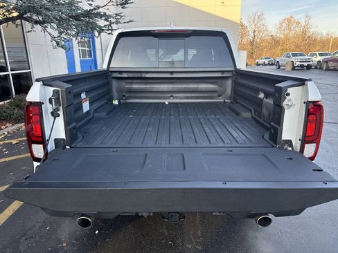 Used 2023 Honda Ridgeline RTL-E image 12
