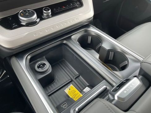 New 2026 Ford Expedition Max Active AWD/4WD image 12